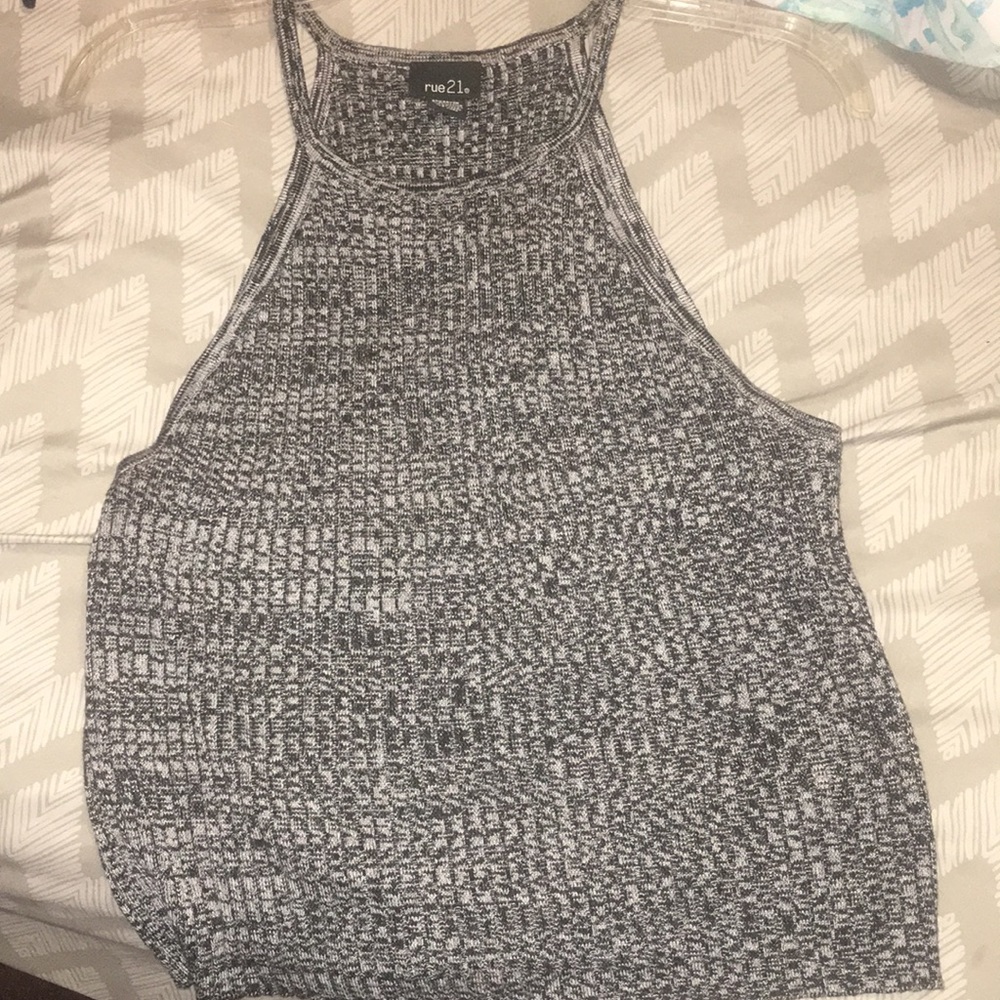 This is a cute gray crop tank top